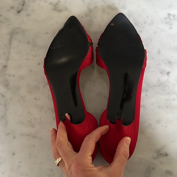 Nina Red Satin Pumps Pointed Toe Low Heel Size 8 - Picture 7 of 11